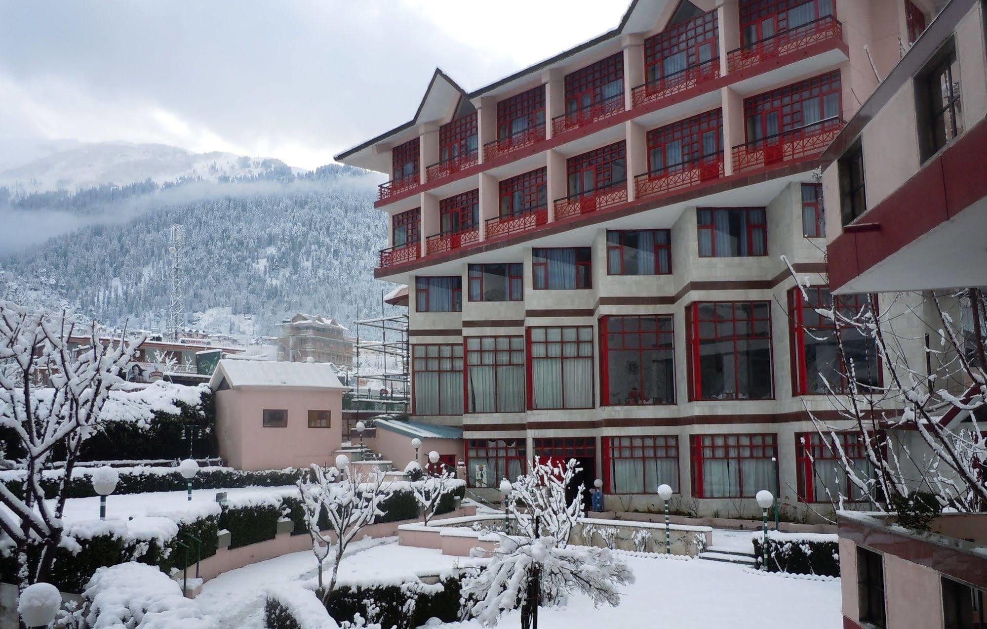 Sterling Manali Hotell Exteriör bild